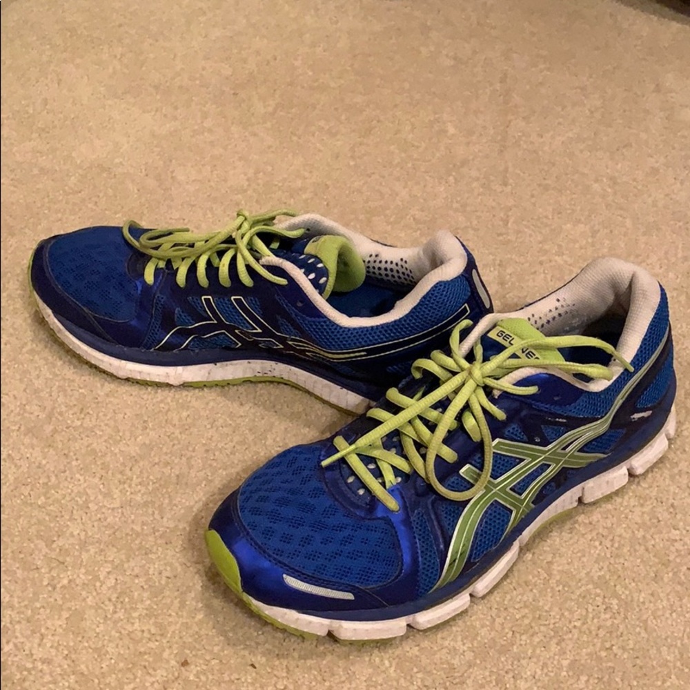 Asics Gel-Neo 33 Blue Green Running Shoes.